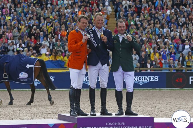 Silver Medal for Harrie and Don VHP Z