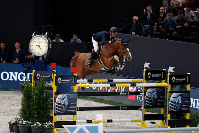 Harrie Smolders is the new number one in the Longines World Ranking.