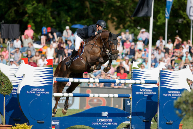 Win for Harrie and Don VHP Z, 4th place for Jos and Caracas in the GP at CSI5* LGCT of Hamburg.