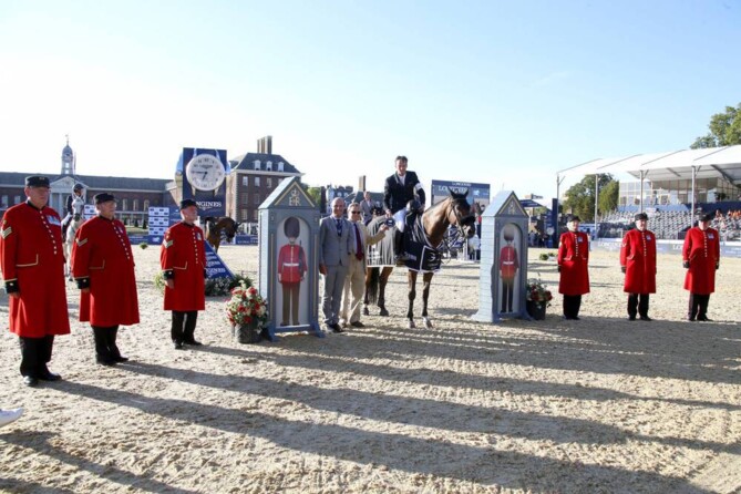 Harrie and Zinius win the final class of the weekend at CSI5* GCT London