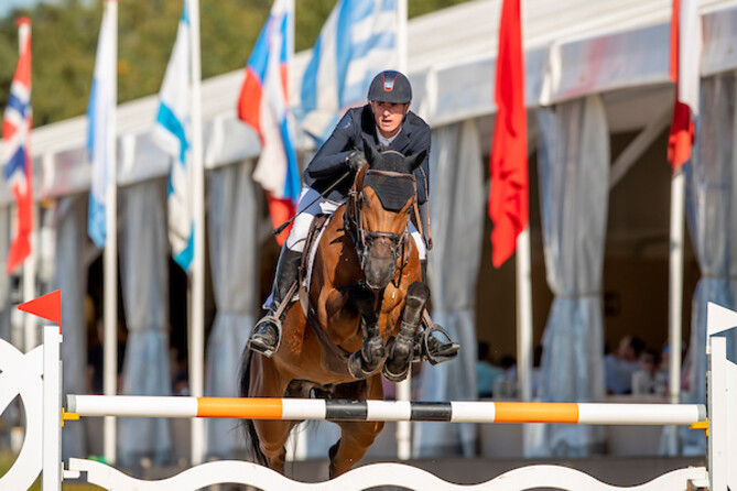 Victory for Jos and Varoune in the 1m50 Welcome Stakes class at CSI5*-W Washington DC