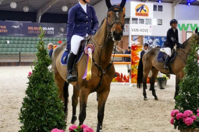 Win for Emma Stoker and Q Seven in the 6y old class at CSI2**/CSIYH1*  Lier.
