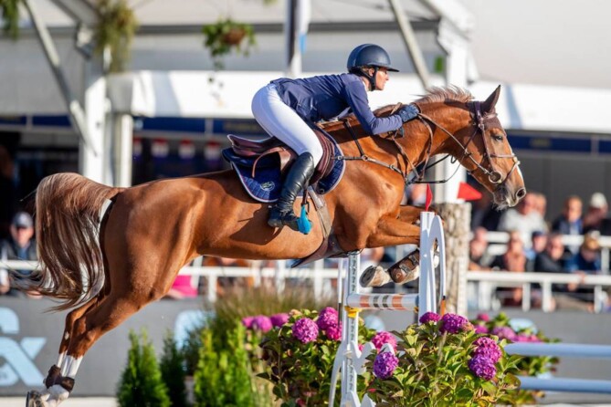 Victory for Emma and Q Seven in the 7y old at CSIYH1* Vejer de la Frontera