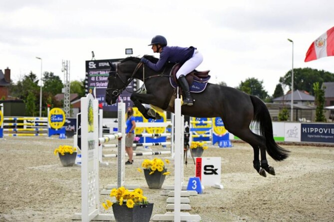 Win for Emma and Skylandria Z in the 6y old at CSIYH1* Opglabbeek