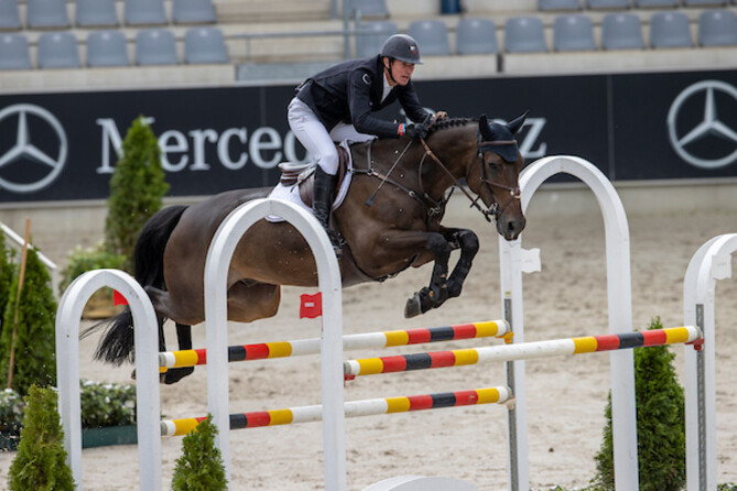 Double Win this weekend for Jos Verlooy at CSI3***/CSIYH1* Lier
